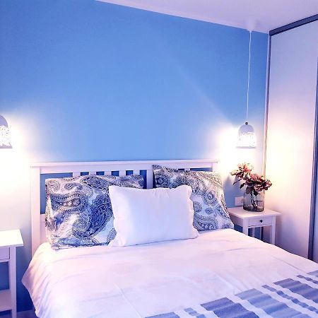 Apartment Sea View Ровин Екстериор снимка