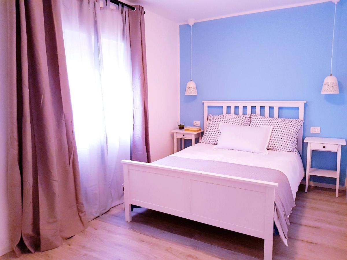 Apartment Sea View Ровин Екстериор снимка